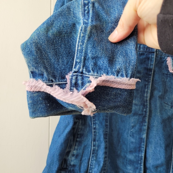 Vintage 90s Jean Jacket Snap Closure Pink Fringe Pockets - Picture 5 of 15